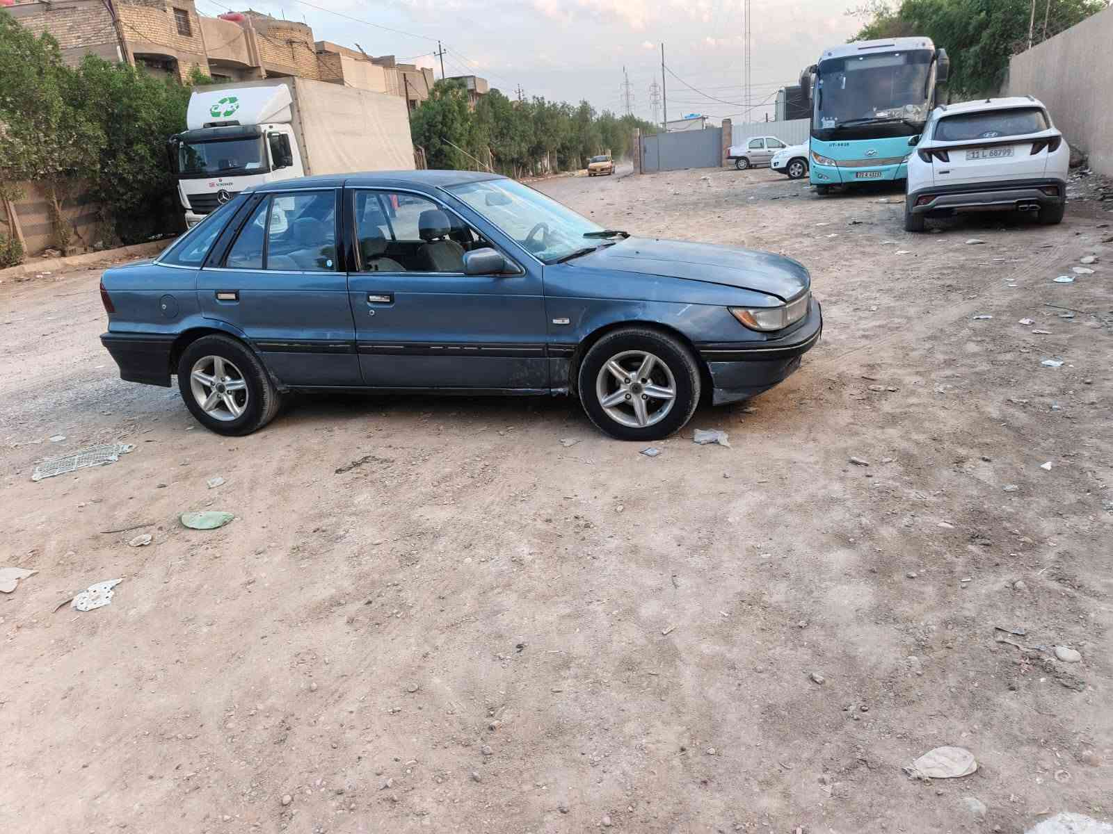 للبيع مسيوبيشي لانسر موديل 91 بغداد رقم انكليزي مكاني بغداد السعر 25$   مبايل *********** سياره محرك وكير حاويه جديد مكفولة من ضربه والتبديل والاخياس. سياره بلاديه وضع الشركه كل كمالياتها موجوده على الشركه  بدون تچطيل كهرباء بلادية حدادة فول تخم تاير تبريد شغال  دواخل شركه
