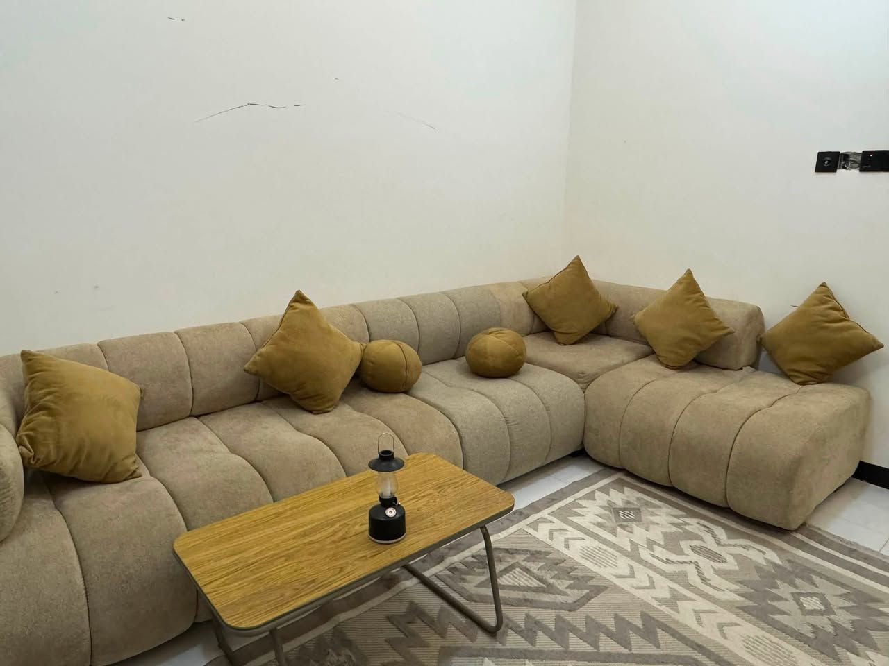 🛋️ تخم قنفات للبيع — فرصة حلوة للبيت ✨
تخم مرتب وأنيق، مناسب للبيت والضيوف، وحالته ممتازة جدًا.

✅ نظافة وترتيب
✅ قعدة مريحة
✅ خامة وتصميم حلو
✅ محافظ عليه وما بيه مشاكل
✅ جاهز للاستخدام مباشرة

💰 السعر 500 ألف دينار
السعر محسوب على الحالة والجودة، والجاد يراسلني للتفاصيل والصور.

📍 المكان: [بابل حي الصحة]
📩 للاستفسار: ***********
