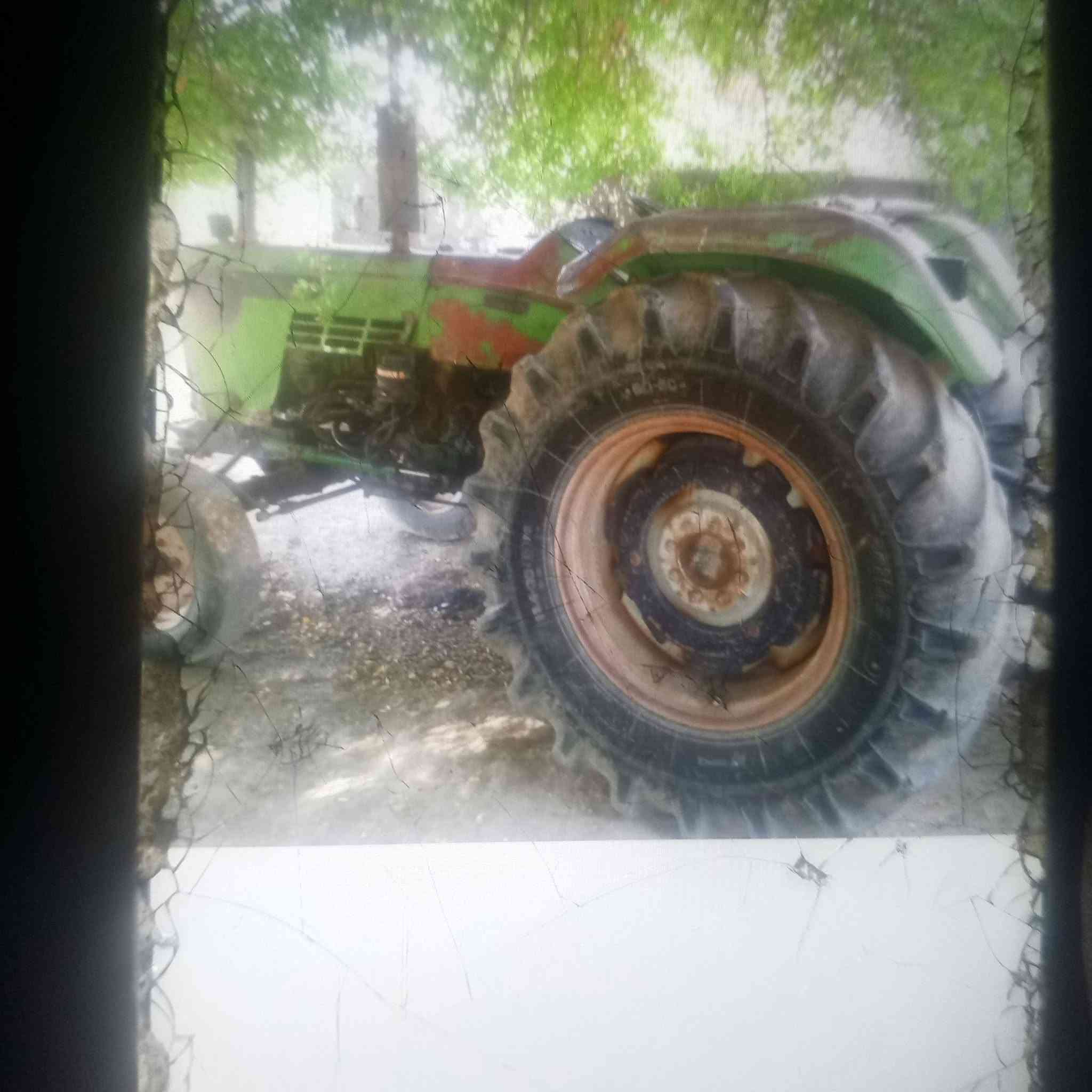 للبيع مكينه سيرت موديل 2000محرك كير مكفولات مكانه واسط ناحية الدبوني للتواصل الاتصال عل الرقم *********** مكلف بالنشر
