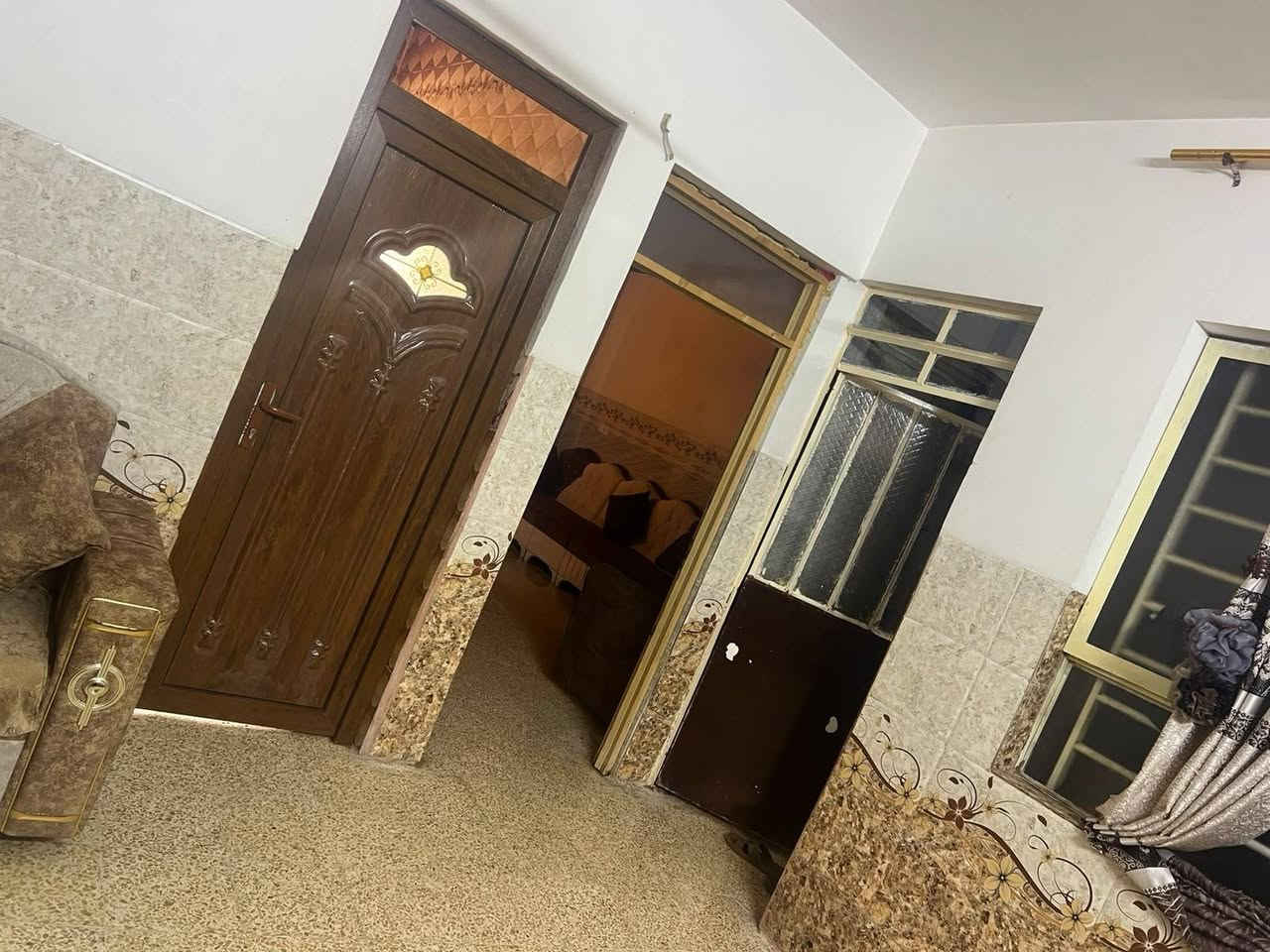 بيت للبيع 100 متر مربع عرفة نوم واستقبال ومشتملاات زراعي حي الزهراء، مقابل معمل الغاز اراضي الفضل مكلف بالنشر هذا رقم صاحبو (( *********** )
