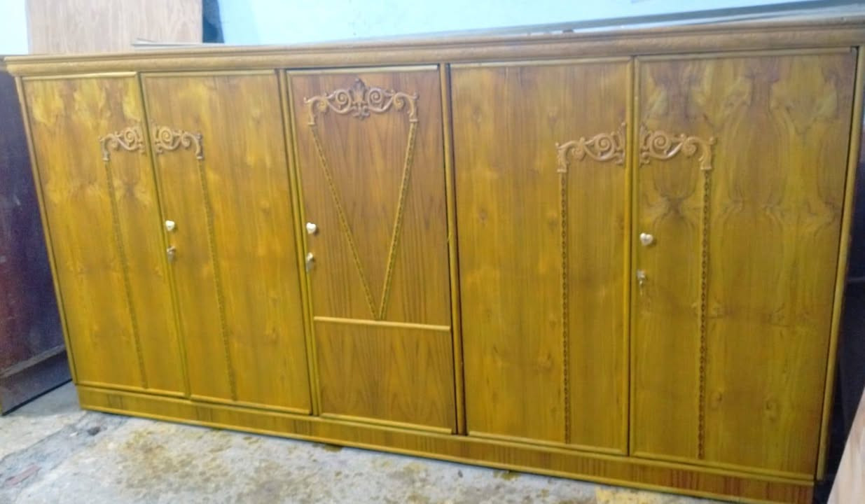 بوفيه • مستعمل • ٢٫٧٥م