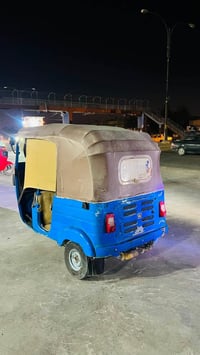تكتك للبيع 20 نضيفه اتصل فقط مكان النهروان 07854235775