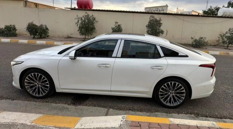 بيستون  فاو وكاله خليجي ضمان 5 سنوات
B70
موديل 2025

ماشيه 12 الاف السياره الزيرو

مكينه 2000تيربو 

فول مواصفات 1/1

لايتات لد 

تحكم بمستوى اللايت

رادات قرائة سرعة الطريق

نظام المحافظة على المسار 

رادار جانبي
تبريد مقاعد
كشنات جلد احمر +خزن ميموري +كهرباء 

شاشات دجتل 

شحن واير ليس 

كامرات محيطية

رادارات امامي خلفي 

سايد بريك دكمه 

صندوق كهرباء 

نقطة عمياء

سقف بنوراما 

مري كهرباء اشاير مري 

ركن الي للسيارة 

ويل كب 19

حساس ضغط اطارات

نظام abs مانع تزحلق

نظام فرامل طوارئ

نظام فرامل تلقائية

تحذير تصادم امامي

و بعد هواية مواصفات

رقم بغداد  حرة يعني مشتريهة كاش تحويل ثاني يوم 

للاستفسار ***********
السعر 27 مليون
