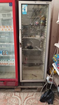 @إشارة عارضات لبيع شغلات وعلى الفحص السعر 1550 الكلي وبيهن مجال حك جيه...