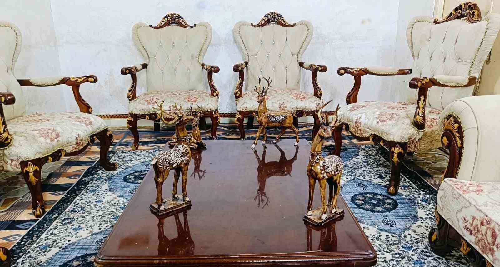 تخم 10 مقاعد زان تركي درجه اوله ستعمال قليل أي ضرر مابي + طبلاه كبيره نضيف جدن اسعر 525 لعنوان كربلاء بدايت امن اداخلي يوجد توصيل يصير مراوس ***********
