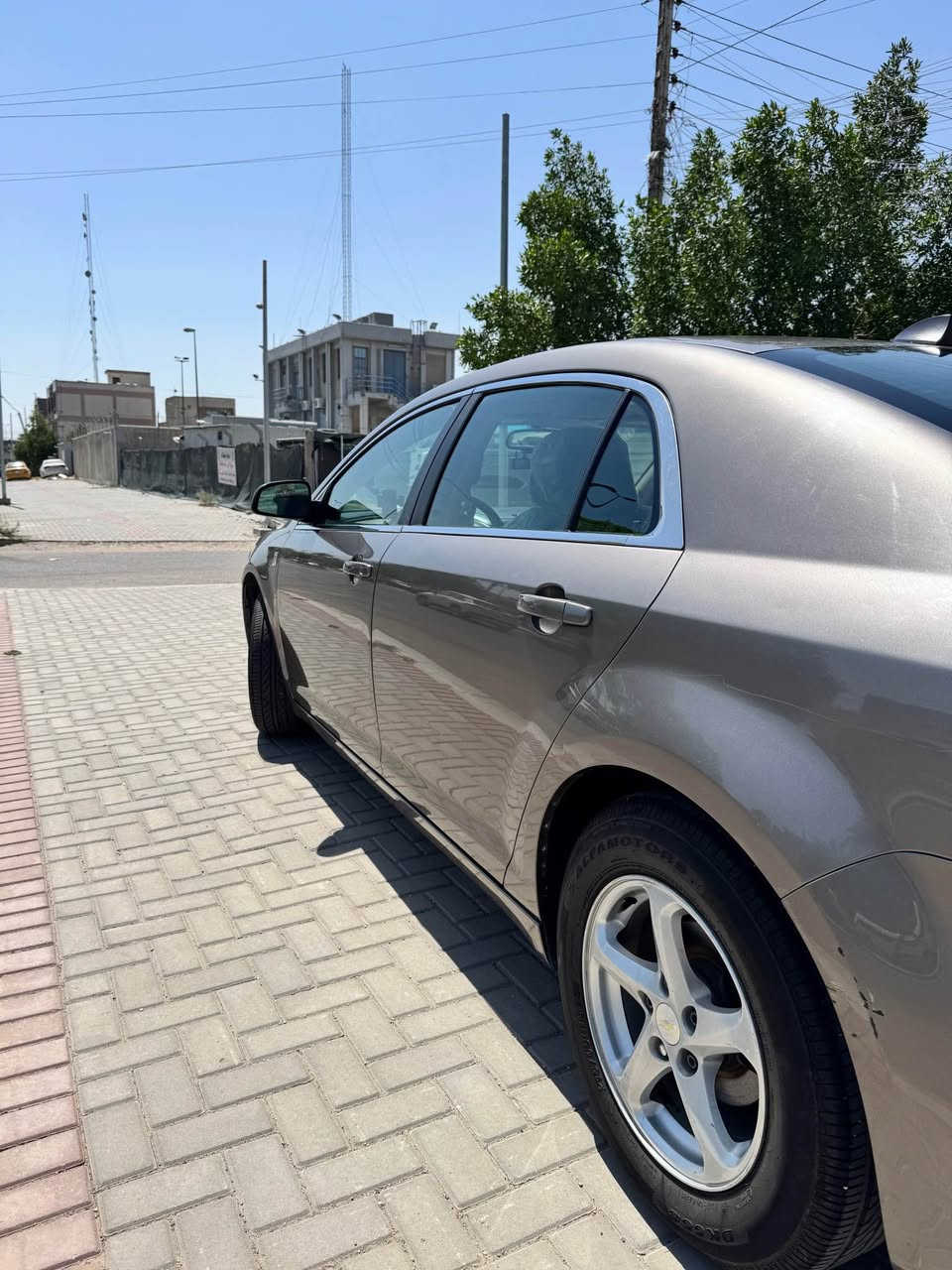 شيفرولية ماليبو  موديل 2012  
مكينه 2.4L رقم سليمانيه الجديد تحويل مباشر 

المواصفات 🔰

حساسات خلفيه + منظومة زينون
فول تحكم ستيرن + كشن السائق كهرباء
شاشة + كاميرا خلفية والمسجل القديم موجود

صدر امامي خلفي جديد + تايرات جديدة 
ادامة كلها جاهزة تدفئة تبريد كير مكينة كله مكفول 

بيها كلير جاملغ امامي فقط كلير باقي السياره مكفوله 🌀

  📍 مكان السياره / بغداد - حي الجهاد  
📞 - ‬‏  ***********
السعر 68 بغداد, العراق
