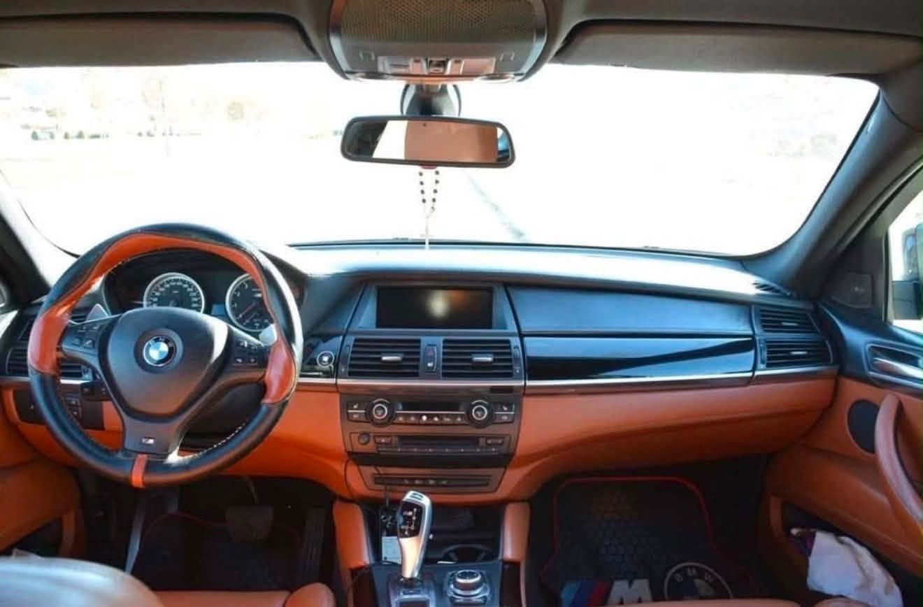 X6 MPower 4.4T وكالة العروش
🔥 BMW X6 M Power 4.4T للبيع 🔥

وكالة العروش
2011 / 317.000KM
لون نيلي – رقم أربيل 🇮🇶

⚡ M Power 4.4T

✨ المواصفات:

• مقاعد كهربائية

• تدفئة مقاعد 

• أبواب شفط

• مقاعد جلد لون مشمشي

• وضعية M

📞 للاستفسار والتواصل واتساب:

***********
