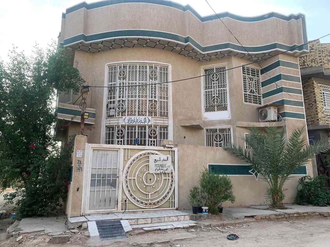 حي الاخلاص • ١٠٠م • ٣+ غرف