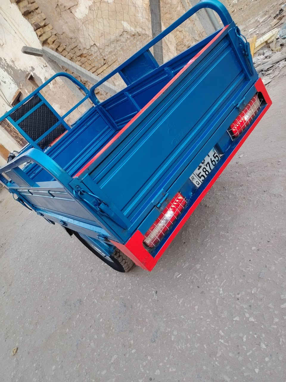 السلام عليكم ستوته صقر مديل ٢٠٢٠ مكفوله كفاله عامه شاصي وركبه محرك جديد ٢٠٢٥ مامفتوح كفاله ون مايعجبك افحص دراجه نضيفه الله شاهد نكره سلف ربع معايزه تخم تايرات جوبلس تخم كهربائيات جدد مكانها ديوانيه وهذا رقمي ***********خاص مامتواجد
