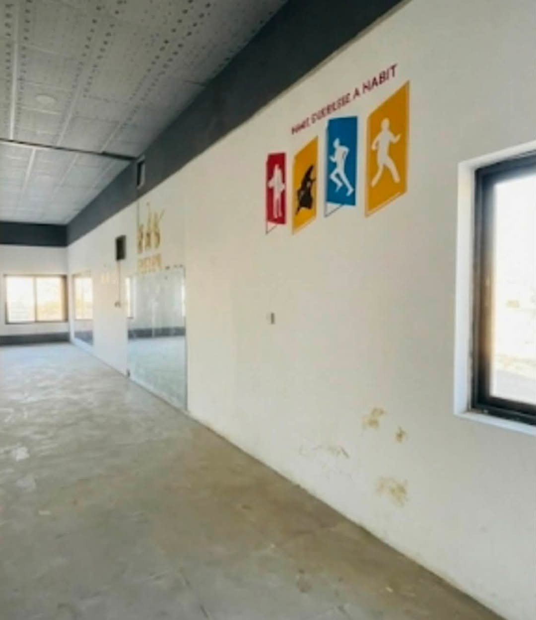 📢 للإيجار – قاعة مميزة بموقع تجاري ممتاز

🏢 قاعة للإيجار بمساحة 200 متر مربع، مناسبة للمكاتب والشركات والمعاهد والمشاريع التجارية.

📍 الموقع: شارع السوق – مقابل فلافل العطشان، الطابق الثالث من عمارة صيدلية الريم.

✨ موقع حيوي ومميز .

📞 للاستفسار والحجز:
***********

🏡 مكتب إلياس للعقار
ثقتكم عنوان نجاحنا.

