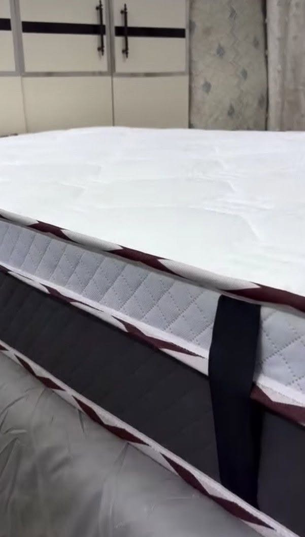 دوشك نفر عدد 2
3 طبقات طبية 
طبقة قطن 
وطبقة اسفنج اكسترا طبي 
وطبقة اسفنج مقاوم
ماخذتو ب 60 اريد ابيعم سعر الواحد 35
***********
