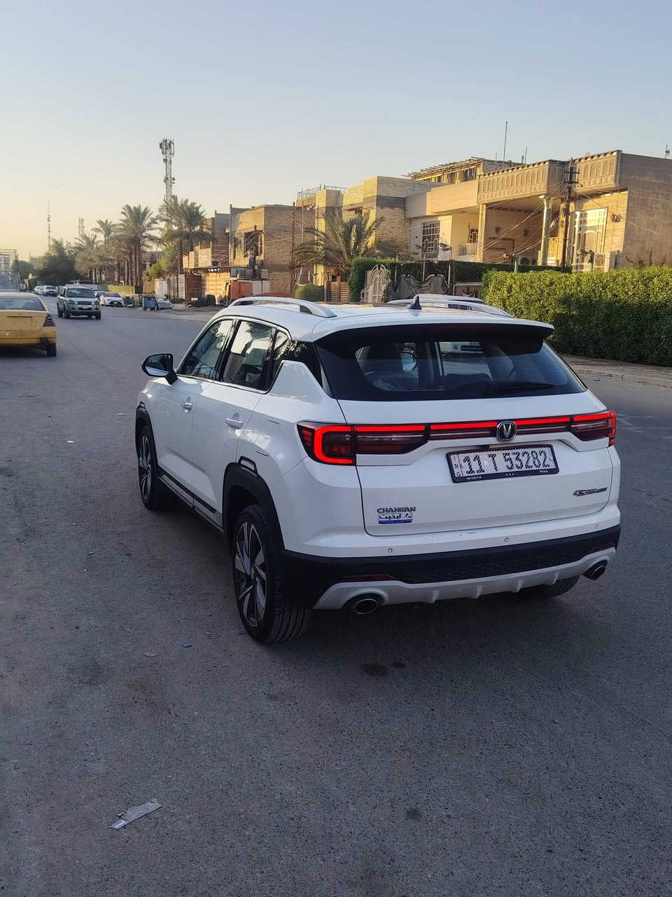 ‎السلام عليكم
‎للبيع شانجان cs35 plus  
‎ لون ابيض 
السعر 14 مليون او ربع 
‎ضمان شركة البخيت موديل 2021 كفاله عامه 
فول ‎المواصفات 
‎محرك 1400 توربو بانزين عادي
عداد المسافه180
‎ وضعية قيادة رياضية
‎ مقابض الابواب / كروم
‎ مثبت سرعة ( كروز كونترول)
‎مكابح ABS
‎ نظام الكتروني لتوزيع القوى بالتساوي على العجلات الاربعة عند التوقف EBD
‎ نظام للمساعدة اثناء النزول على منحدر HDS
‎ قفل السيارة يفتح اوتوماتيكيا عند الاصطدام 
‎ حساسات خلفية عدد 3 
‎ نظام لتتبع ضعط الهواء في الاطارات
‎ تشغيل عن بعد
‎ قفل مركزي + مفتاح ذكي + تحكم بالمقود
‎ فتحات خلفية للتبريد
‎ شاشة العدادات LCD 7 inch
‎ مرايا جانبيه قلابه وتعدل كهربائيآ ومدفئة
‎ بانوراما مع تحكم عن بعد
‎ كاميرا خلفية 360 درجة
‎ تحذير وتوقف تلقائي عند وجود سيارة 
‎ سماعات ومكبرات صوت عدد 6
‎ اضواء اماميه واضواء خلفيه LED 
‎ كشنات جلد طبيعي
‎وهناك مواصفات اخرى 
العنوان بغداد البلديات الرقم ***********‎
