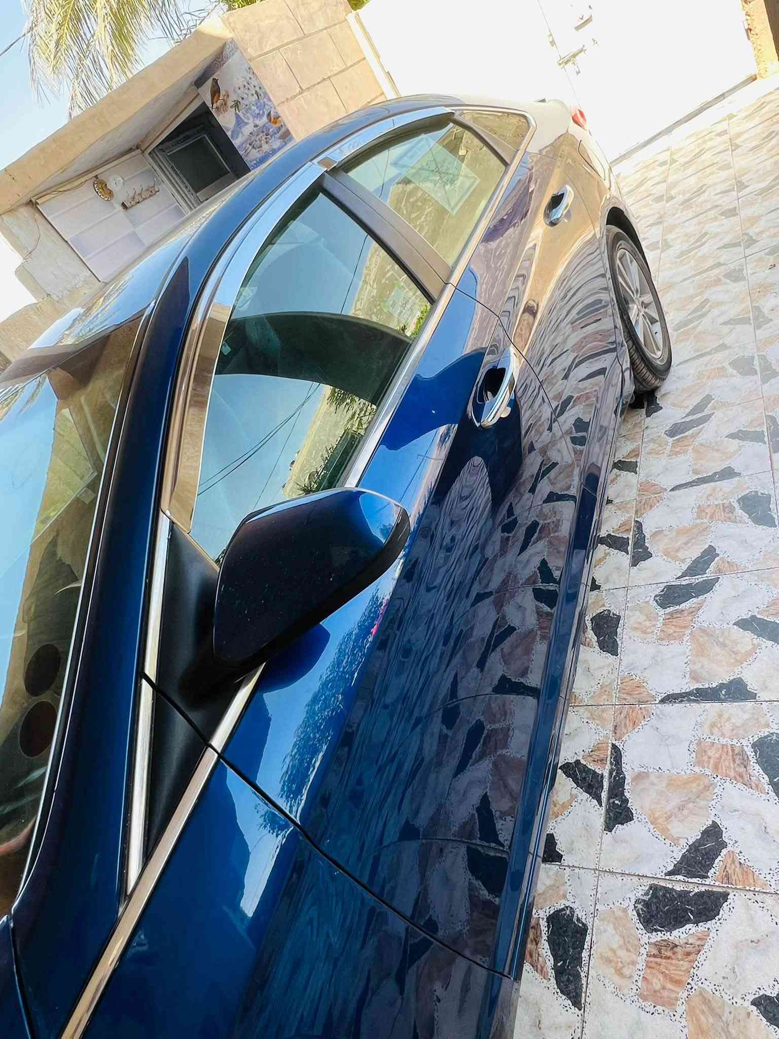 سوناتا موديل 15 وارد امريكي  محرك 2400 لايت زنيون عالي ناصي السياره نص فول عدا الفتحه والبصمه الصبغ قطعتين فقط بنيد وجاملوغ بدون دواخل تبريد ثلج ❄️ مكان السياره ديالى الخالص قرب الجنسيه سعرها 115وبيها مجال الاتصال على الرقم *********** او ***********
