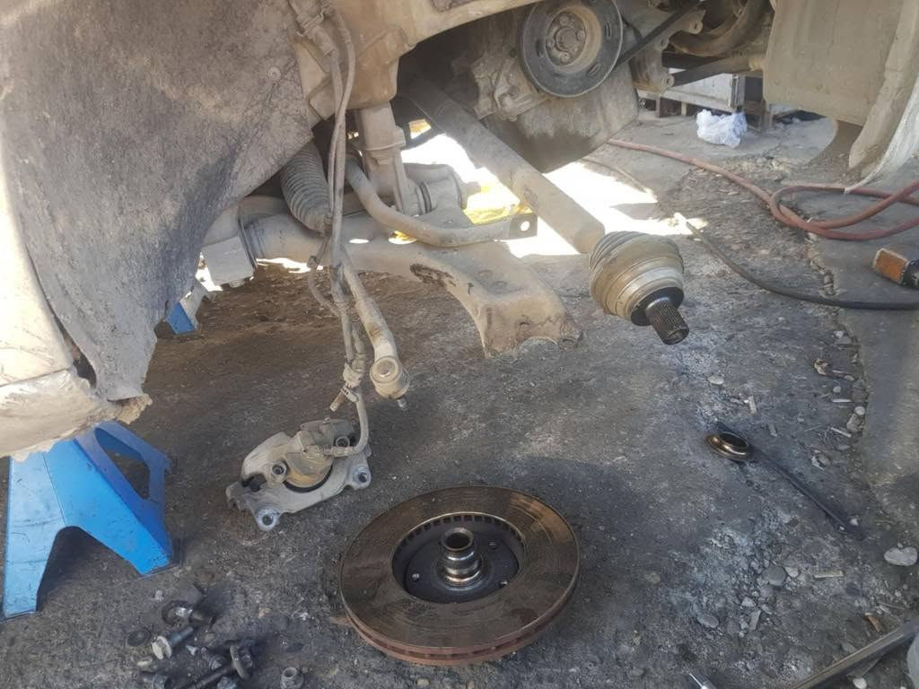 فیتەری گەڕۆک لە سلێمانی ***********بۆ کردنەوەو چاککردنی پێش و دوای سەیارەی بەنزین و گۆڕینی فیتپەمپ و تەبەڵە و بۆڵت و ڕۆت و شەمعە و بوشی عەرەبانە و بانس و فلنجە قوڵاغی گێرو قوڵاغی مەکینە و دیلەمۆ و سلف لەماڵو شوێنی کارتان یان لەهەر شوێنێ پێویستان بو پەیوەندی بکەن *********** السليمانية, العراق
