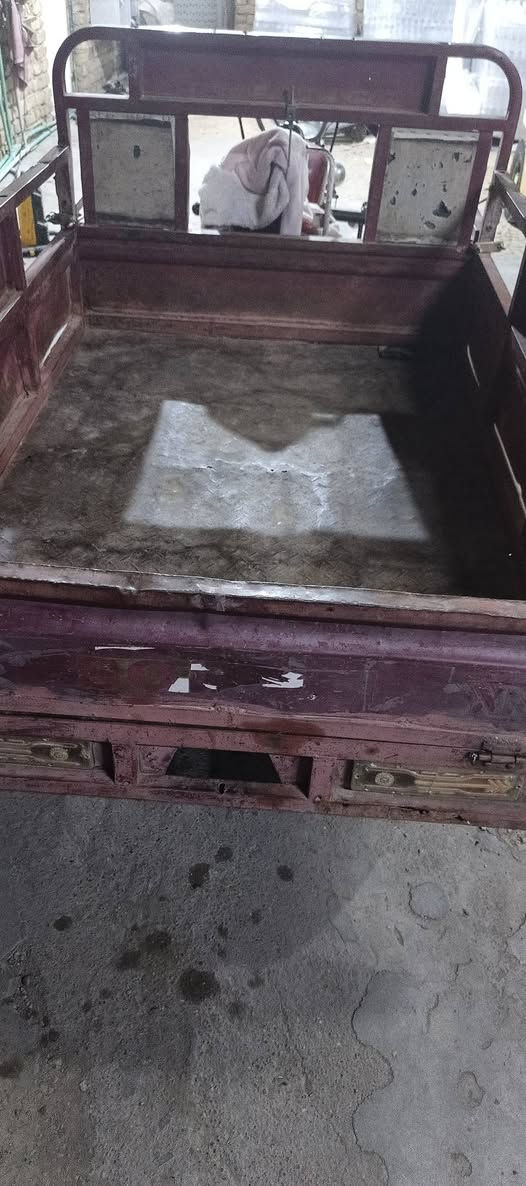 ستوته سلطان للبيع   رقم وسنويه ستوته جاهزه كبل لشارع  مكفول شاصي مكينه سعر مليون و 600شراي يتصل على الرقم الموجود  ***********
