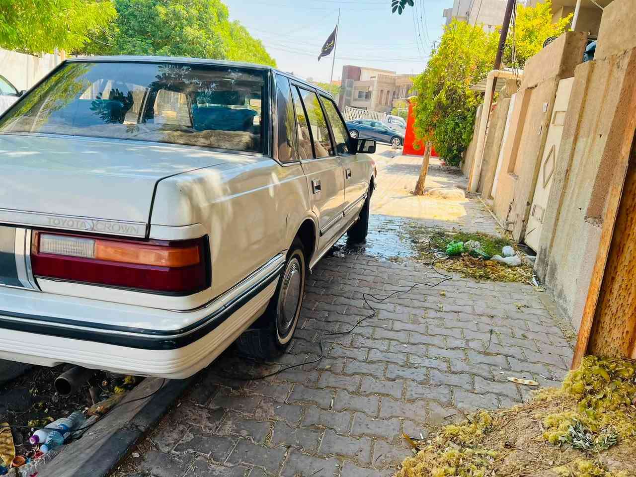 السلام عليكم سوبر كراون موديل ٨٥سياره نضيفه وكاعده لوك تبريد ثلج محرك ونجي بطه ٢٥٠٠
 وسنويه جديد رقم دولي شرط التحويل بطاقه بانزين 
رقم نينوى 
بيهة سياره مثل الصوره
قماره بدون صبغ 
مكاني كركوك 
***********
