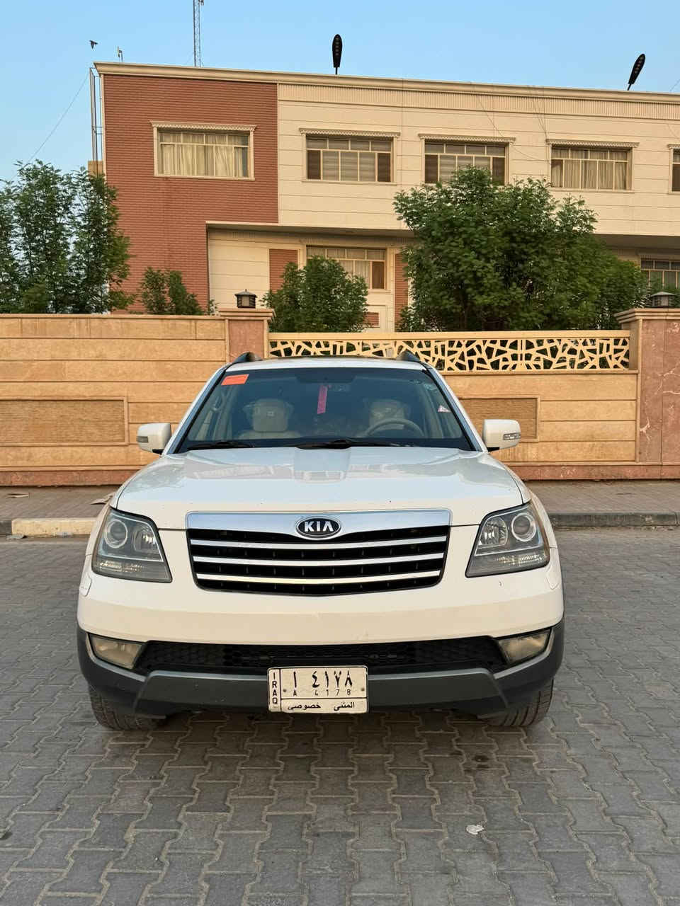 موهافي 2012 خليجي رقم مثنى 
السياره فول 1/1 
مقاعد كهرباء 3 قطع تبريد 
فتحه بصمه شاشه وكامره 
مكينه 6 سلندر شرط كفاله برغي ممفتوح بيهه
جنطه شفط زراگ لايت 
سياره قطعه وحده تبديل بيه فقط وقطعه بخ وباقي كفاله عامه 
تخم تاير حداديه كير تبريد ❄️ شرط 
السعر 132 وبيهه مجال 
***********
