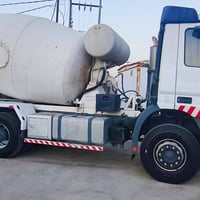 يوجد اكتروز خباطه للبيع موديل 2000 جدر 10متر مضخه 90 رقم بغداد جديد سن...
