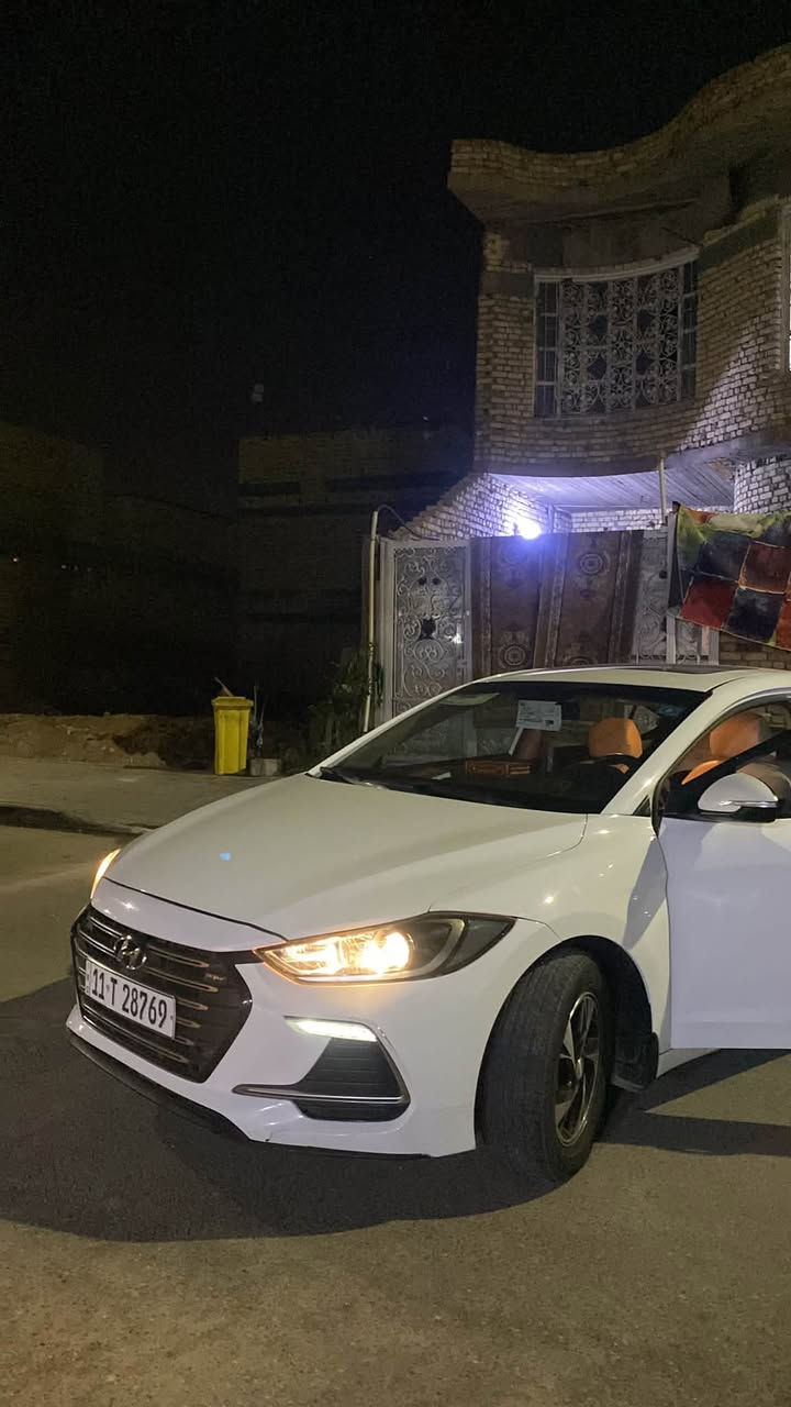 سلام عليكم الانتره خليجي  موديل 2019 سوبر (فول) مكينه وكير وتبريد  كفاله سياره جاهزه من كلشي السعر 145مكاني بصره لاستفسار تصل ***********
