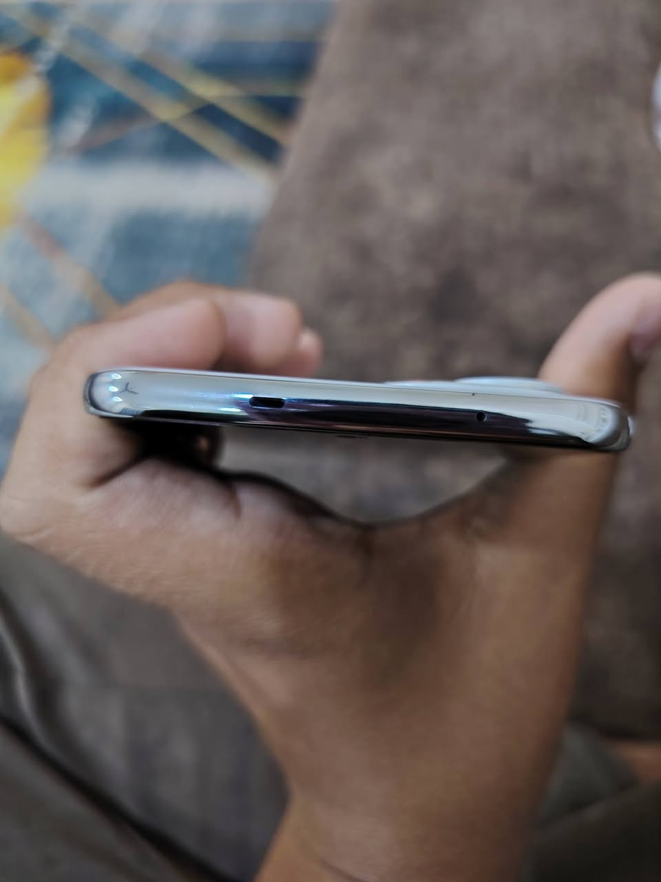 تكنو سبارك 40برو بلس مستعمل 4ايام فقط كامل ملحقاته مراوس ب كامون 40 برو 5جي او برو او ب كامون 30 برو 5جي و بيع هم متوفر ***********

