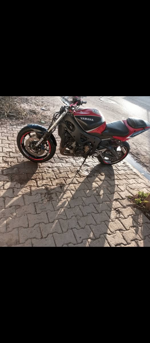 سلام عليكم ورحمه الله وبركاته للبيع R6ياماها 
سعر سعر 15بي مجال محرك كير ما مفتوح محرك
