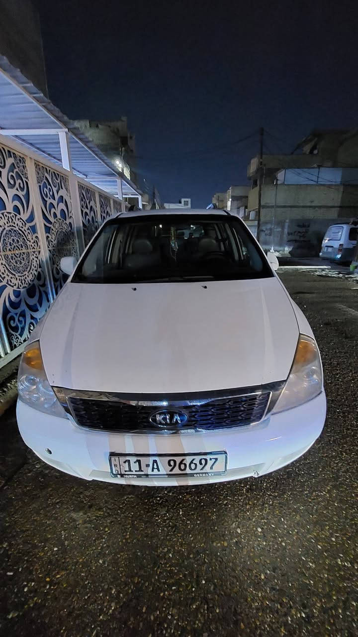 سلام عليكم سيدونا للبيع موديل الفين ٨ خليجي عارضها ١٢٥وبيها مجال للطيبين وهاذه رقمي ***********
