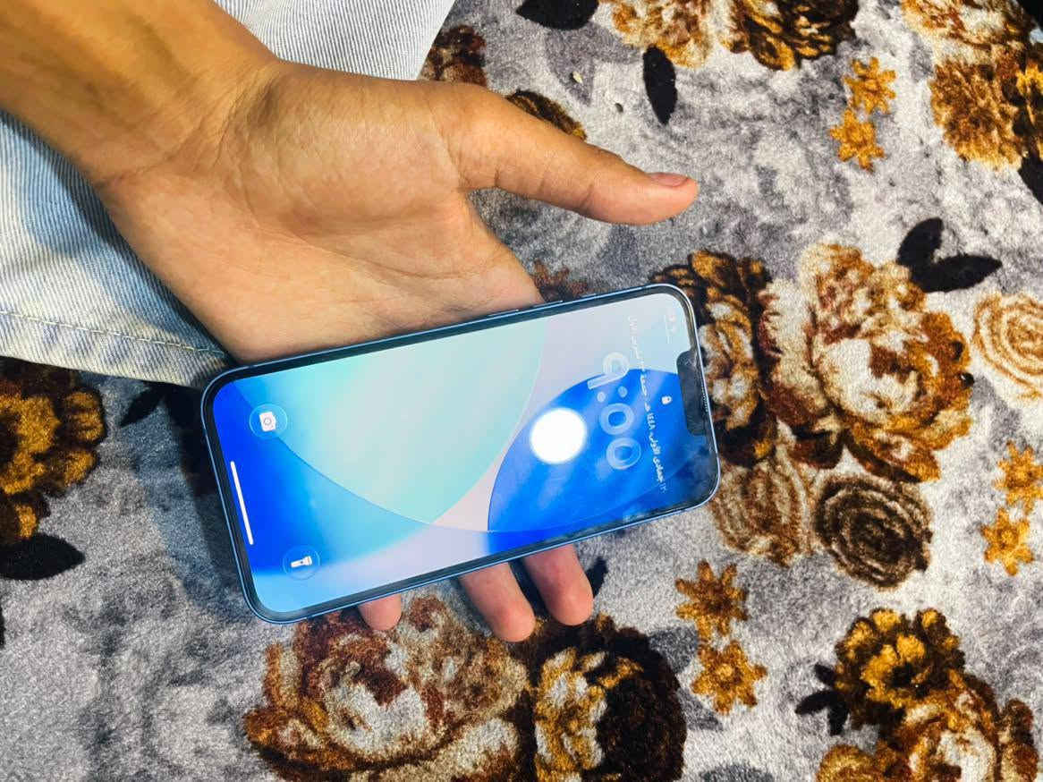 آيفون ١٣ • ١٢٨ • بطارية ٨٨٪