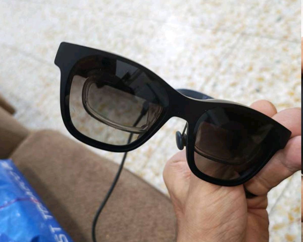 نظارات Xreal air مع xreal beam 
للبيع 350