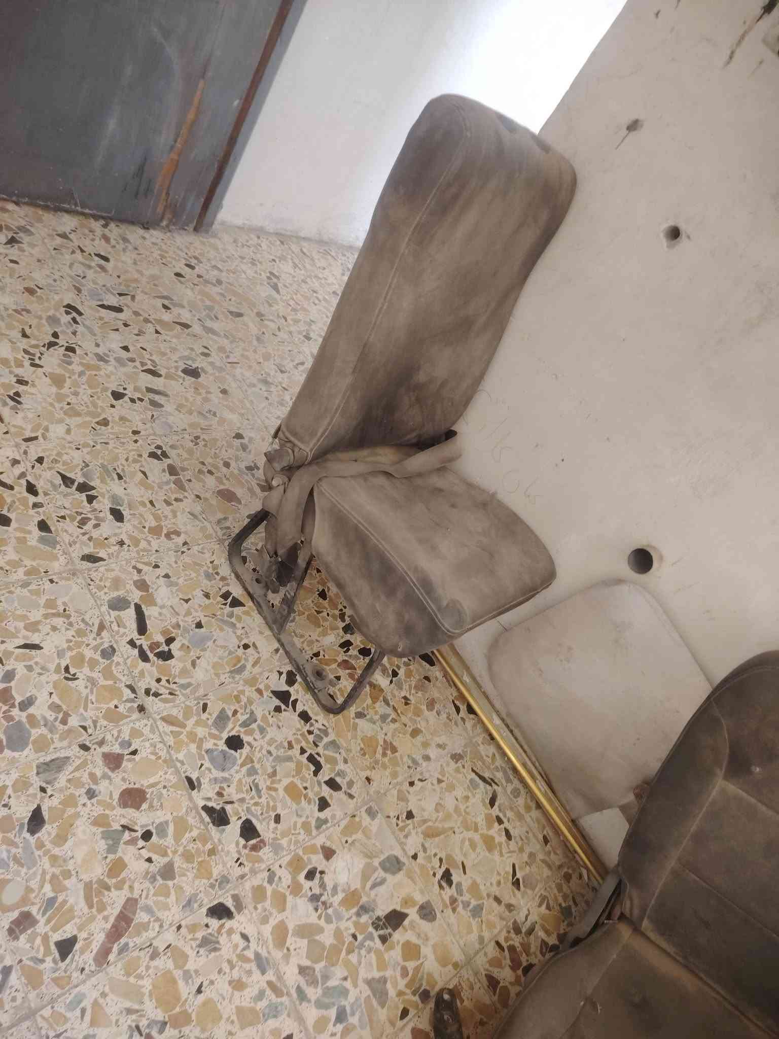 كشن بصف السايق
وكشن نيسان ضهرة قلاب
وكشن ممر للبيع
مكاني بغداد
***********
