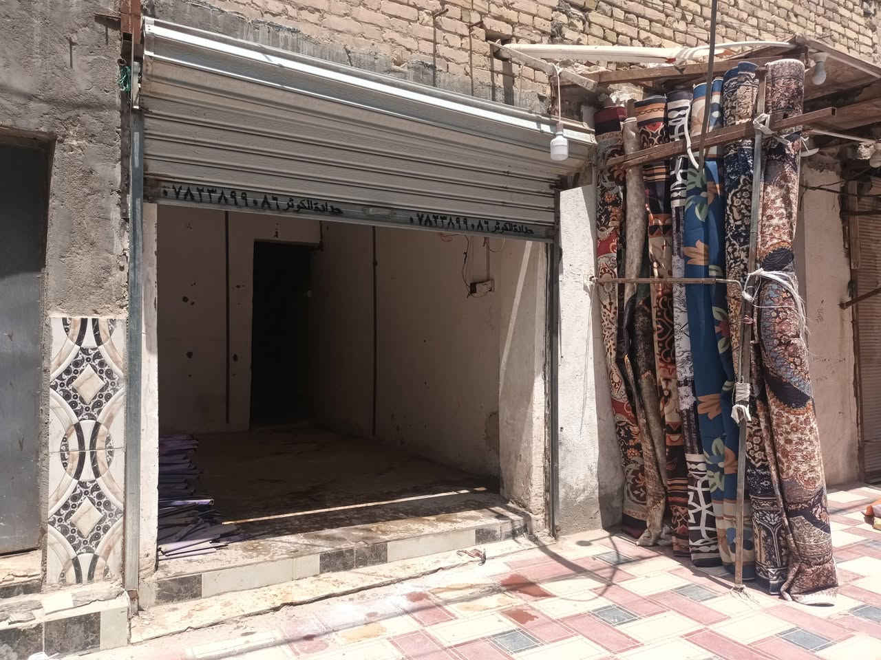 محل الإيجار شارع النيل قرب الحبوبي مجاور مول الجديد العياده الخارجيه سابقا شارع المفروشات التواصل على رقم *********** والتفاصيل ومكان المحل بالفيديو
