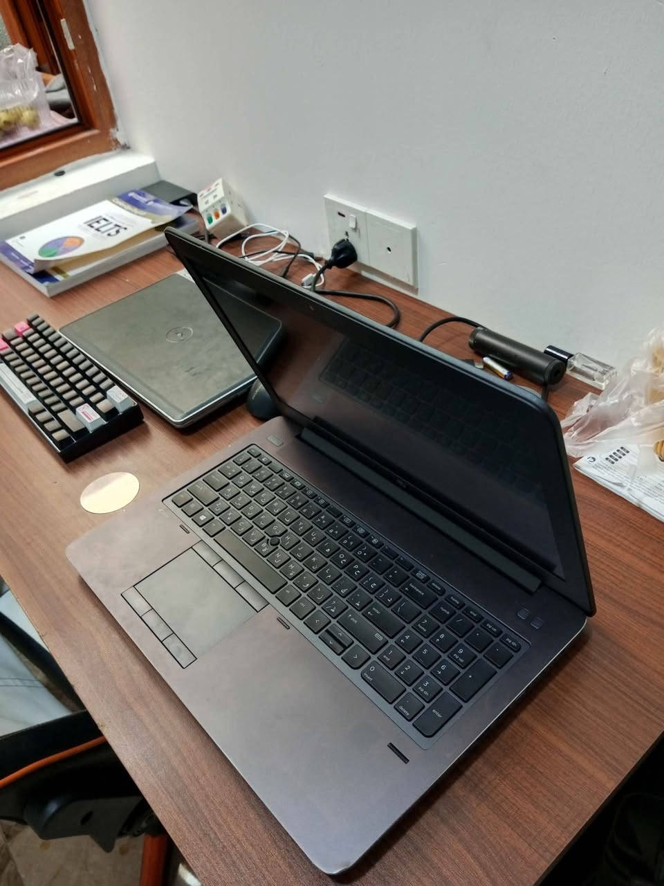 Hp Zbook Workstation بۆ فرۆشتن زۆر پاکە و بێ کێشەیە core i7 6820 16 GB ram گرافیک کاردی خارجی Nvidia Quadro m2000 4GB لەسەرە تایبەت بە هەندەسەو هەندێک لە یاریەکان وەک gtav- call of duty - god of war - hitman - pubg و زۆر یاری تر 
نرخی ٢٥٠$ کەمێک معامەلەیە
لە سلێمانیم
*********** السليمانية, العراق
