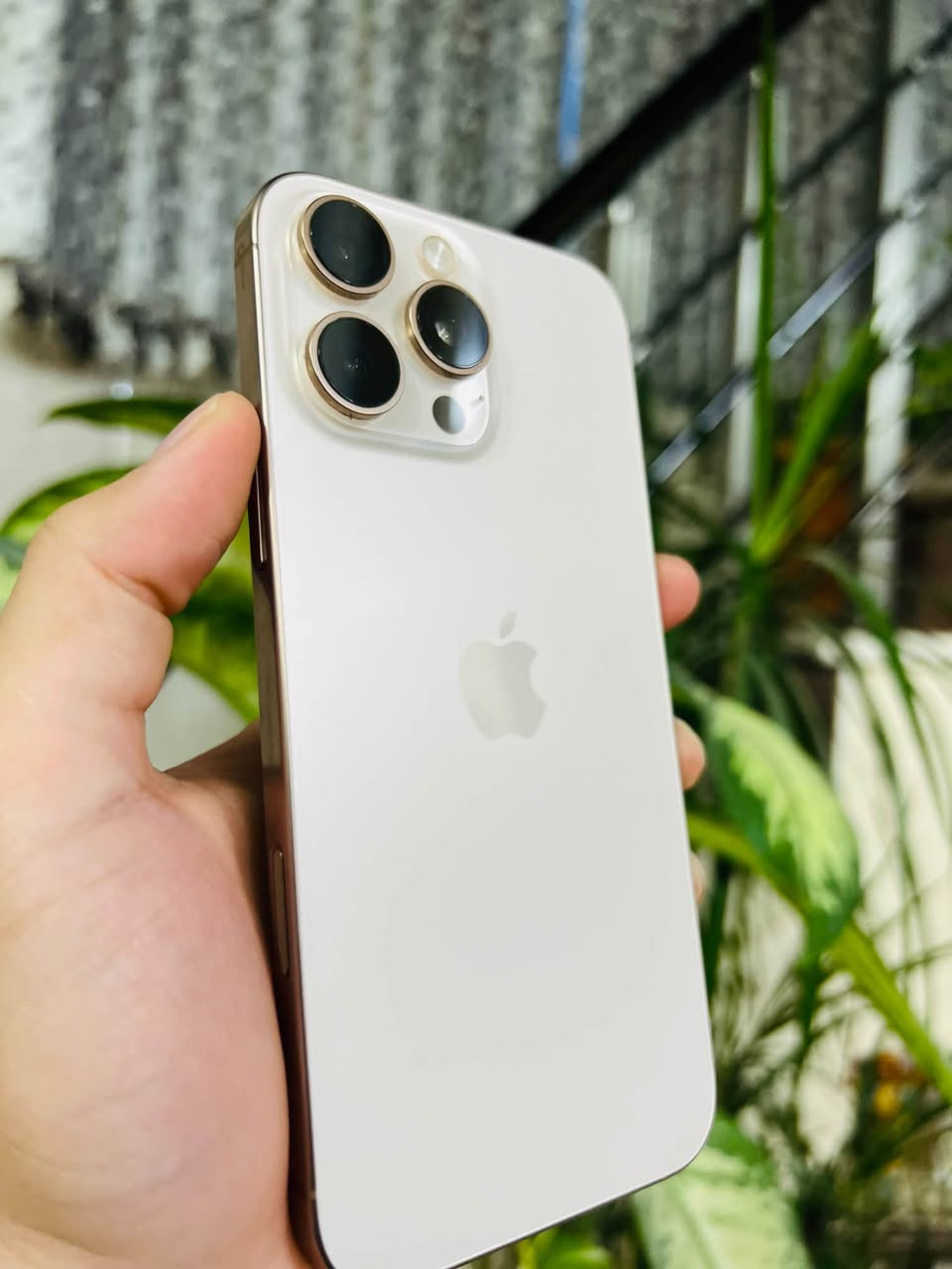 ايفون ١٦ برو ماكس • ٢٥٦ • بطارية ٨٩٪