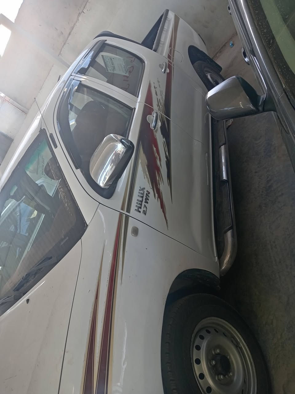 سياره نضيفه بيه بارد الصفحتين  سعر 130 وبيه مجال وبيه منضومه مالت غاز مكان ديالى هاذه رقمي*********** @@@االفين وسته
