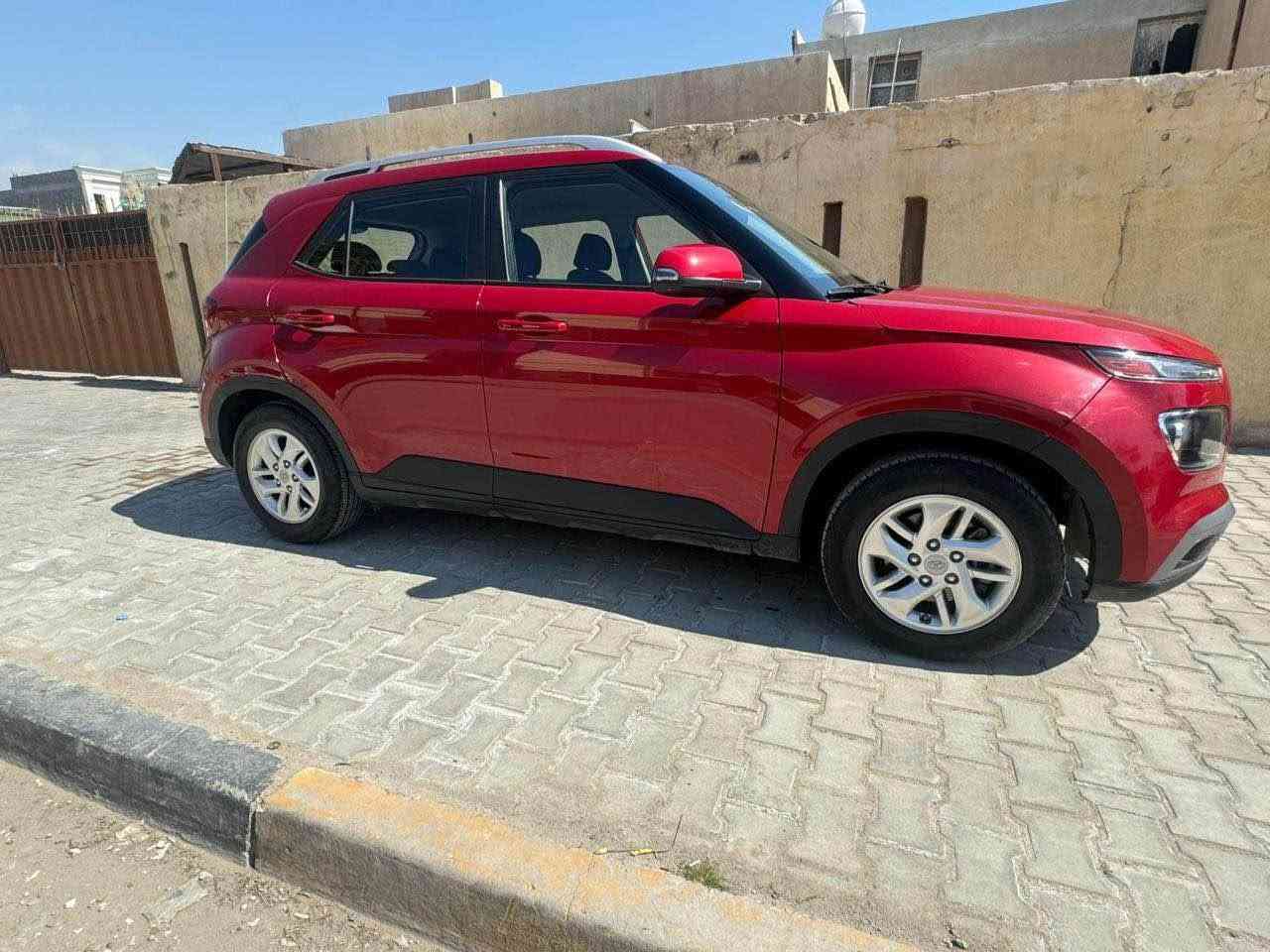 السلام عليكم 
هونداي. فينو موديل ٢٠٢١. رقم اربيل الجديد. باسم شركة عريد تحويل تريد وكالة. صبغ نص الجاملغ الايسر  وبارد بخشم البنيد  والدعامية مبدلة نفس اللون ايرباك ستيرن  فقط  كير at   سعرهة ١١٤ وبيهة مجال. مكان السيارة. بغداد العامرية   *********** بغداد, العراق
