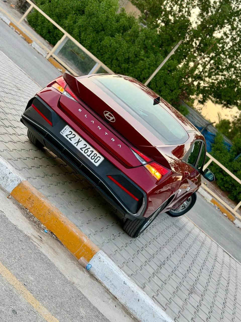 السلام عليكم… ***********
هونداي النترا 2024 الشكل الجديد 
وارد امريكي ضرر واضح بل منشور بابين والهلال الخلفي صبغ وبيه شبر بارد بل جاملغ الخلفي الثاني .. فقط هذا حادث السياره. بجم كبس بلادي برغي ممفتوح بي ( بدووون ايرباك 👍)
محرك كير صدر تبريد كله بلادي شرط 
( ابيع على الفحص وين يعجبك افحص 👍👍)
مرقمه اربيل كله جديد هزه فحص سنويه كله جديد لحد 2031 تريد وكاله او تحويل موجود
( السياره زيرو  ماشيه 4 الف فقط بوضع الشركه)
🛑محرك 2000 Doch دوش
 🛑رادار جانبي النقطه العمياء ⚠️
🛑رادار خلفي ‼️ رادار امامي ❗️
🛑تحديد مسار+ سياقة آليه
🛑توقف ذاتي 🚳 عند الاقتراب من سياره 
🛑 عداد الدشبول دجتل ( الكتروني ) 3 الوان 
🛑 لايت  Led زينون 4 عدسات 
🛑كامره دوراه 
🛑شاشة لمس نفكيشن 📲Wi_Fi/ Gps/  تدعم نظام Android Auto +Car play 
‏🛑‎فول تحكم ستيرن /كروز مثبت سرعه 
🛑3 وضعيات قيادة  Smart‏-Sport-Normal
🛑اوتو هولد @/اطفاء المحرك الذاتي
🛑منافذ Usp /Aux /12v
‏‎🛑نظام ABS/مانع انزلاق
‏‎🛑 حساس اطارات / ویل کب كروم  
السياره جديده جداً بوضع الوكاله جاهزه ومابيه اي نقص .. للبيع رايدها
سعر 143 وشكرا 
‏***********
