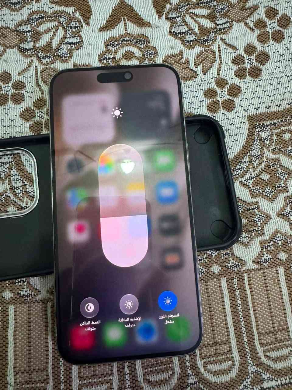 آيفون ١٥ برو ماكس • ٢٥٦ • الضهر مكسور