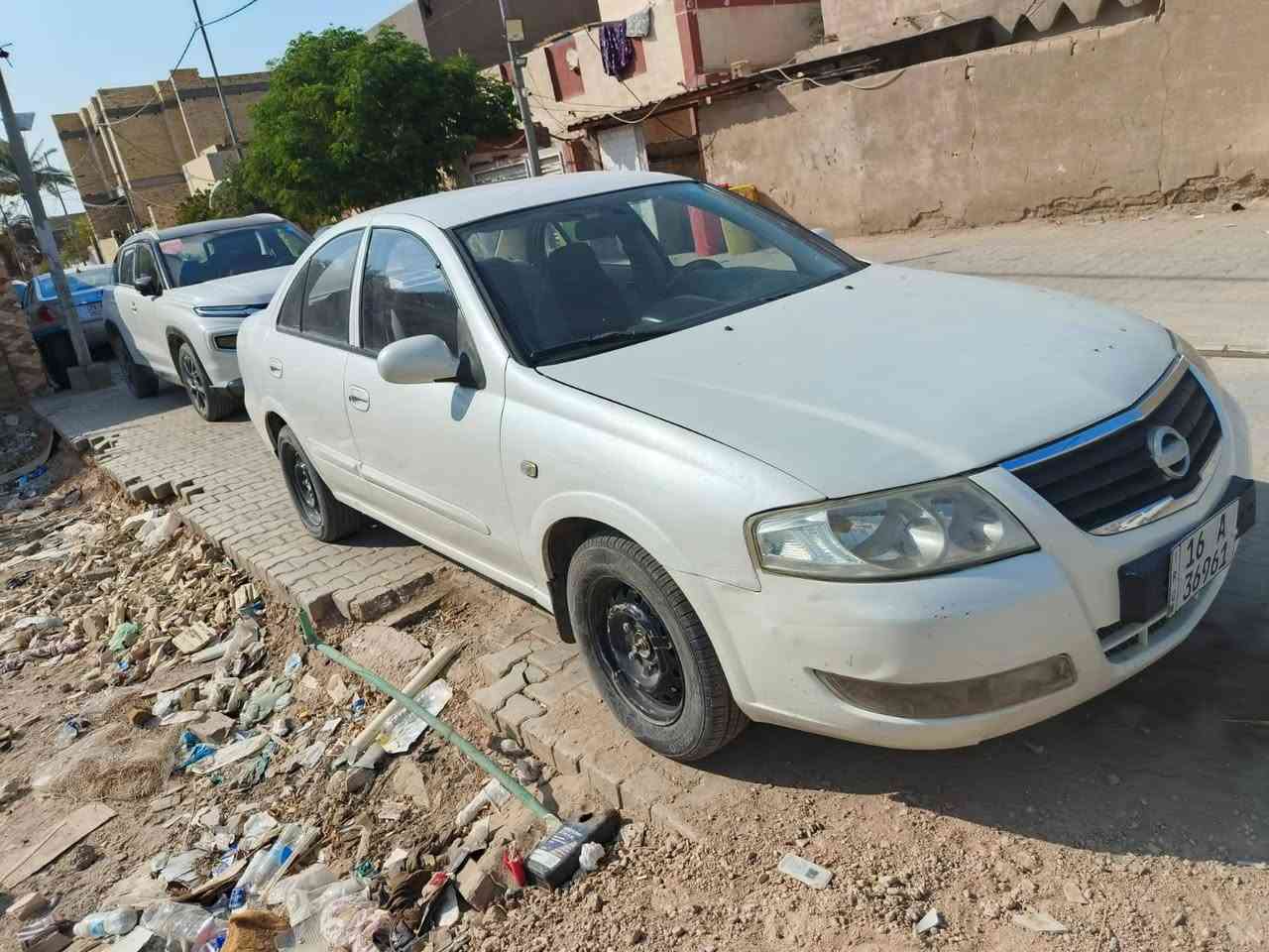 سياره بدي كوري حادثه جاملغ وبنيدبدون إرباك  سعره 80وبيه مجال الشراي ***********
