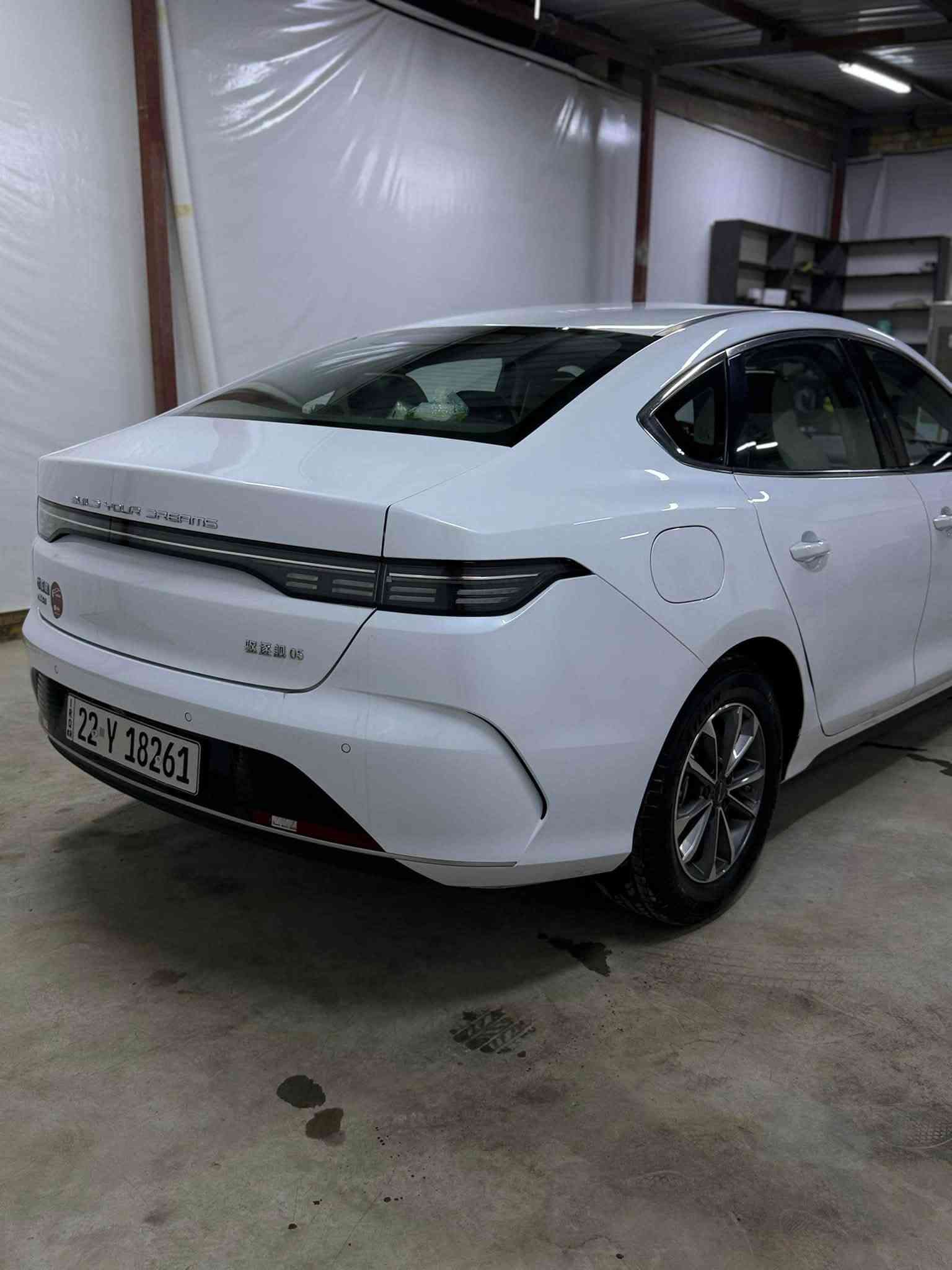 للبيع BYD دستروير موديل 2025 أم الضمان ماشية 28 الف رقم أربيل وكالة او تحويل ثاني يوم، كفالة عامة عدا بارد في باب السائق

ضمان الشركة العالمية
السعر 20 مليون وبيها مجال بسيط جداً
مكان السيارة الديوانية - حي الجزائر
للاستفسار: ***********
