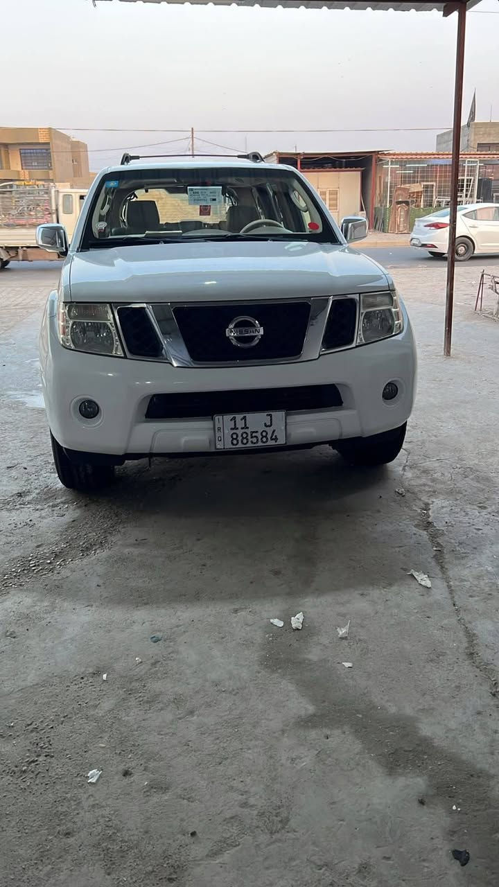 مرخصت صاحب الكروب بافندر للبيع موديل ٨ خليجي سياره جديده عله وضع الشركه ماشيه ١٠٠ حقيقي السياره مكفوله كفاله عامه من الصبغ وتكحيل السياره مال جناي، *********** ولسعر بصيط
