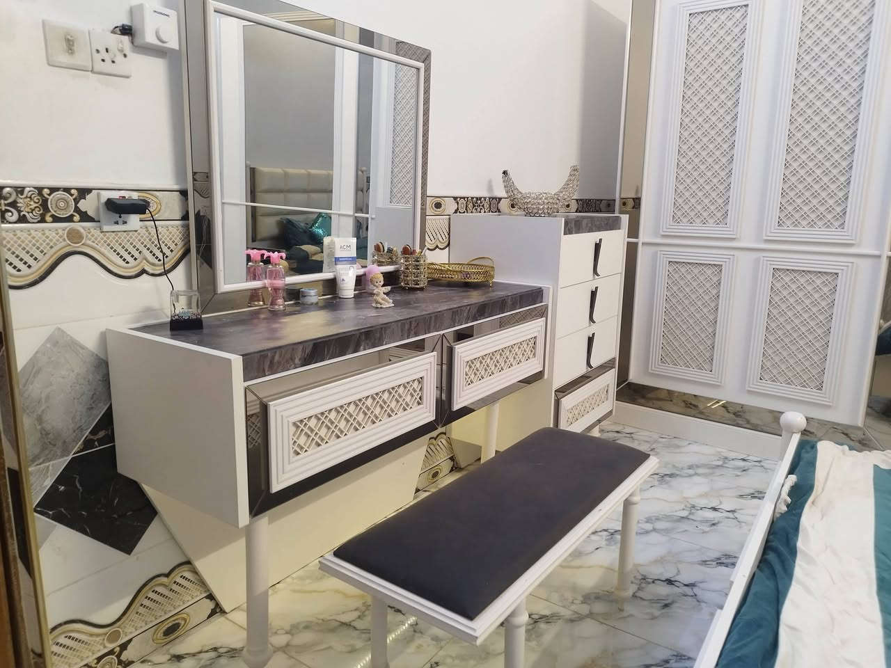 غرفه تركيه للبيع  غرفه نظيفه حراري البكان بغداد استفسار على رقم التليفون‏‪***********
