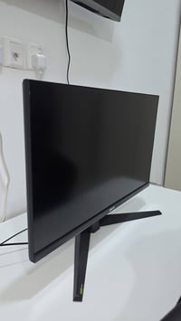 ASUS TUF • شاشة ٢٧ إنش • ١٨٠Hz