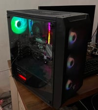 كيس كامل للبيع b450 8G ram  3400G 512 GB m.2 للبيع السعر 300 الف  للتو...