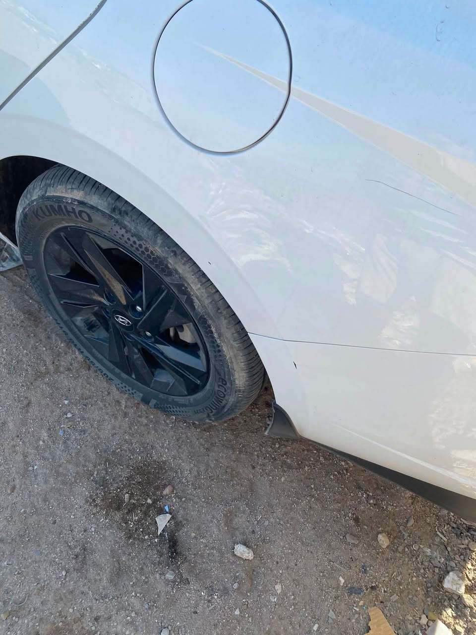 انتره مديل ٢٣خليجي كوري اصل مكينه الف وستميه دوش  فول عده البصمه بيها ضربات بلنيد ثنيه وطخه بلجاملق خلفي وره ثنين صغار اثر حصو سعر ١٥٥بيها مجال ***********
