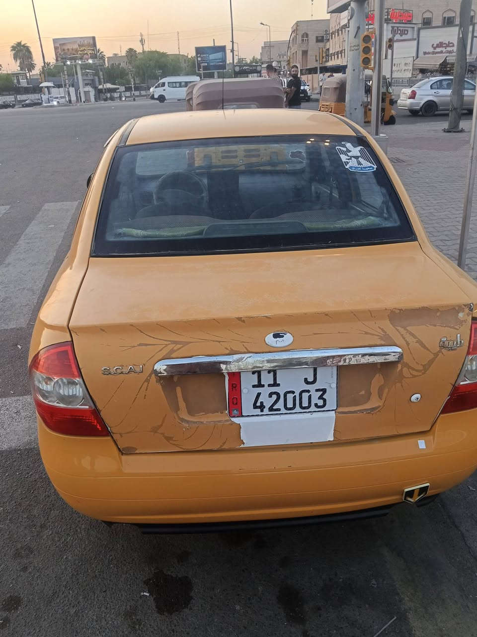 سلام عليكم طيبه موديل 16 خير من لله كلشي بيه شغال من تبريد و كيجات جاهزه بس شغل و تطلع ضربته بس بصندوك مواصله للحوذ مال سياره و ها هيه سياره خير من لله متواجد واتس اب *********** سعر مالته 38 الي مو شراي لا يكسر بحلال عالم عنوان بغداد الصليخ
