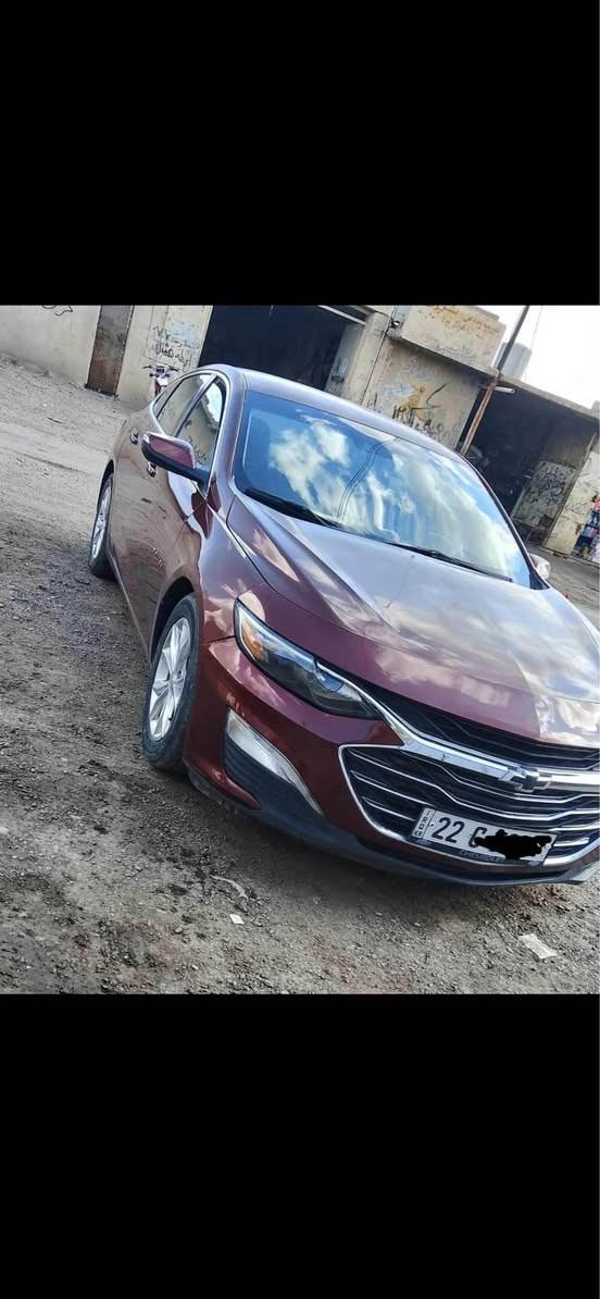 سلاو ماليبو موديل ٢٠١٦ سياره كه هيجي نيه ته نيا كه داخل بوه دو پارچه ي گوراوه بي ده عمو ليدان پيش كه بس ده عمي نيه سياره يه كي جوانو پوخته يه دينار مه سره في نيه سعر ٩٧ مه جالي كه م ده فته ر به نزينيشي هه يه . ژ. م. ***********
 عربي 
سياره مالي بو مابي حادس مابي ظربه سياره حلو نظيف كلش شرت تحويل گير محرك بي بطاقه بنزين كركوك, العراق
