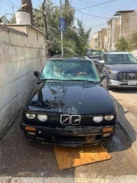 بي ام E30 • تفصيخ • ٦ سلندر