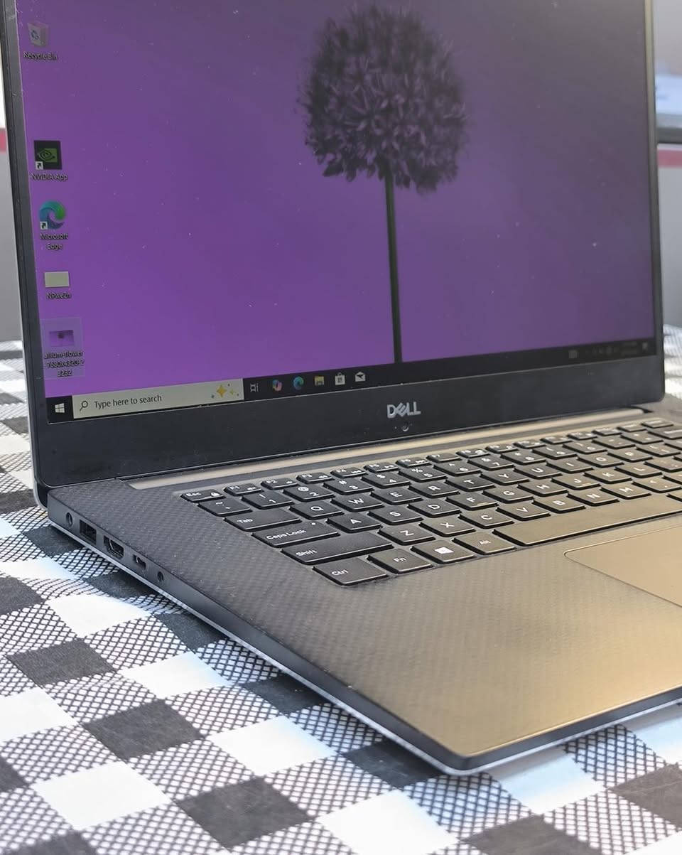 💻 تريد لابتوب بمعالج فئة H للأعمال اللي تحتاج أداء أعلى؟

🔥 Dell Precision 5540

⚡ Core i5 جيل تاسع – فئة H
فئة H مصممة للأداء الأقوى، وتفيدك بالمهام اللي تحتاج قوة معالجة أكثر.

مناسب لـ:
🛡️ تعلم الأمن السيبراني والبرمجة
🏗️ الهندسة والبرامج الهندسية
🎨 التصميم
🎬 المونتاج الخفيف
📚 الدراسة والعمل والمهام اليومية

🧠 RAM 8GB DDR4 — قابل للتطوير
🚀 SSD 256GB سريع — قابل للتطوير
🖥️ شاشة 15.6” FHD
🎮 Intel UHD Graphics 4GB

💰 السعر: 340,000 دينار

📍 بغداد – الأمين الثانية – شارع سكينة ورقية
📞 ***********

🔥 راسلنا، نوفرلك أي لابتوب ببالك!
