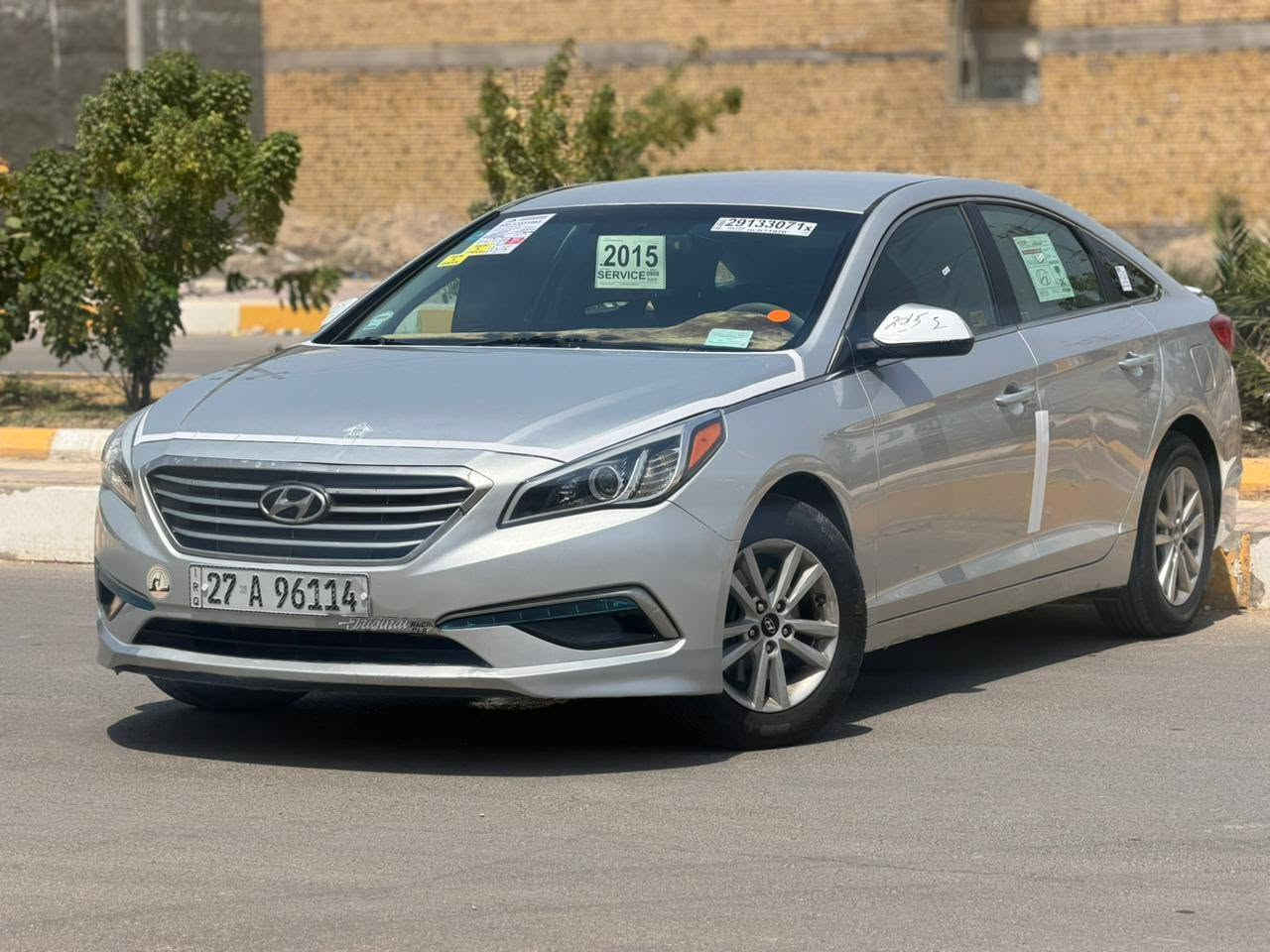 السلام عليكم
سوناتا موديل 2015 رقم ذي قار تحويل بسمنه دولي سنويه لغايه 2030
السياره وارد أمريكي ضررها جاملق وباب بدون ضرر داخلي فقط
موصفات نص فول
مكينه 2400 ما مفتوحه 
ماشيه 125
السياره مكينه كير تبريد حداده على وضع الشريكه اي نقص مابيها وشرط احلا من صوره
العنوان البصره
السعر 107
رقم *********** البصرة, العراق
