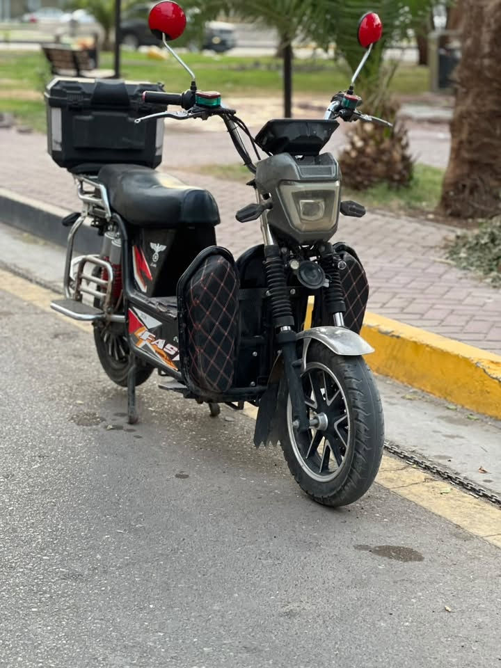 دراجة شحن • بطاريات٦دبل • تشغيل عن بعد