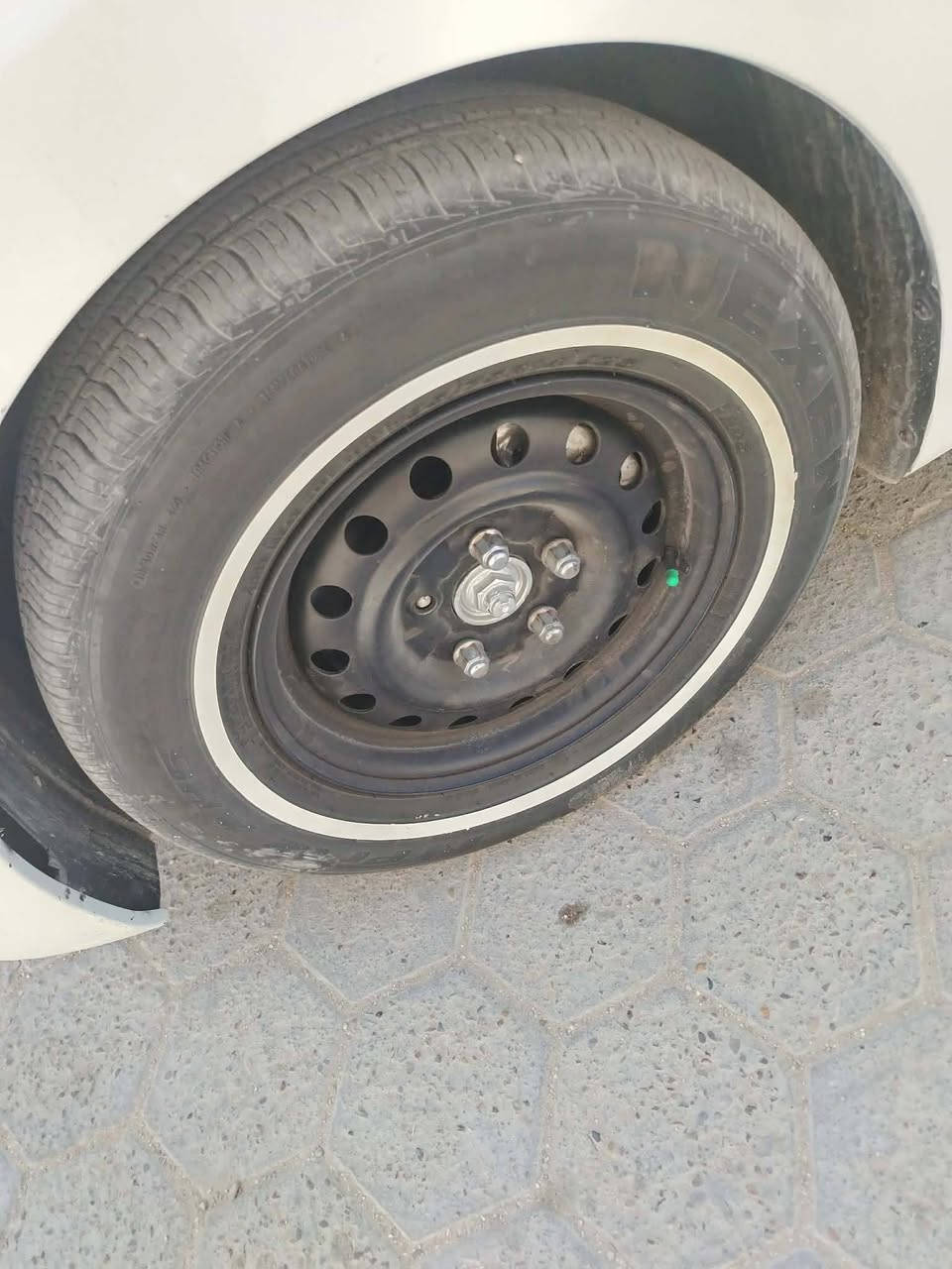 السلام عليكم تحويره 14 وتاير نكسن عالي ويل مازدا مكصوص وكامل حلوات ونضاف كلش سعرهم 375 وبيها مجال
عنواني نجف 

***********
السلام عليكم تحويره 14 وتاير نكسن عالي ويل مازدا مكصوص وكامل حلوات ونضاف كلش سعرهم 375 وبيها مجال
